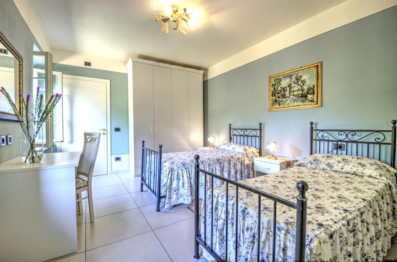 Lucca Cycling Holidays Il Tiglio Rooms SantʼAndrea di Compito 외부 사진